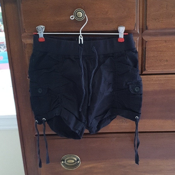 Shorts - Picture 1 of 2